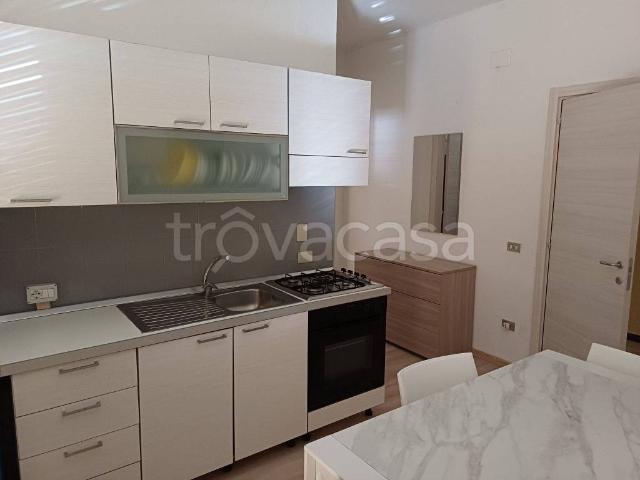 Appartamento in in affitto da privato a Melissa piazza Italia, 1, da privato, ristrutturato TrovaCasa