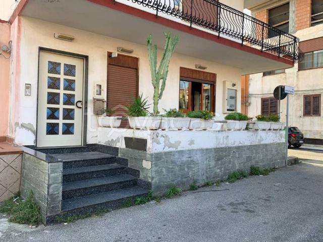 Appartamento in in affitto da privato a Messina via Giuseppe La Farina, 124, da privato, lavatrice TrovaCasa