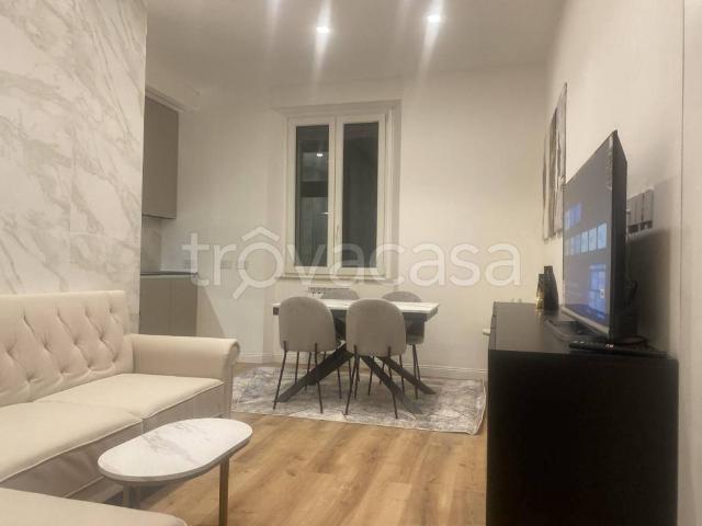 Appartamento in in affitto da privato a Milano piazza Angilberto ii, 8, arredato, da privato, libero subito TrovaCasa