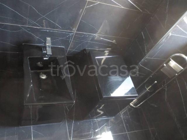 Appartamento in in affitto da privato a Milano piazza Aspromonte, 51, arredato, da privato, ascensore TrovaCasa
