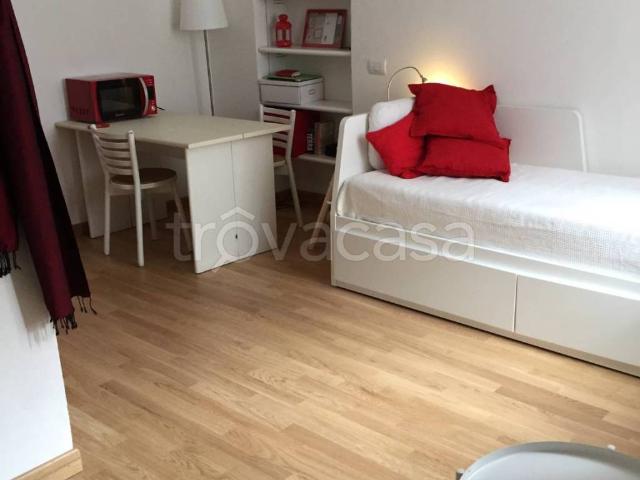 Appartamento in in affitto da privato a Milano piazza Riccardo Wagner, 0, arredato, da privato, ascensore TrovaCasa