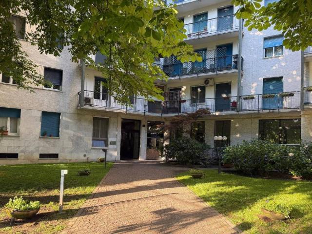 Appartamento in in affitto da privato a Milano piazzale Giovanni delle Bande Nere, 7, da privato, ristrutturato, vicinanze negozi TrovaCasa