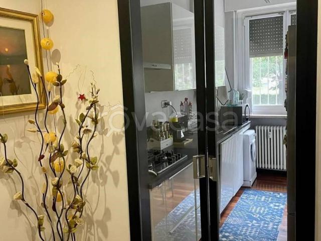 Appartamento in in affitto da privato a Milano via Venezuela, 4, giardino, posto auto, da privato TrovaCasa