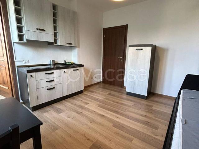 Appartamento in in affitto da privato a Milano via Vittorio Barzoni, 6, da privato, ristrutturato, giardino condominiale TrovaCasa