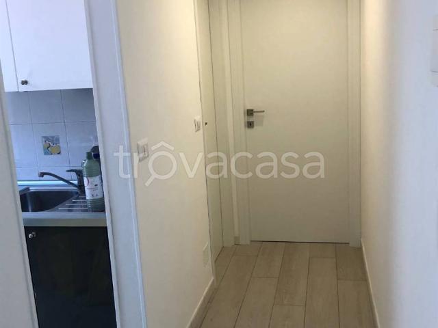 Appartamento in in affitto da privato a Milano via Alfonso Cossa, 10, arredato, posto auto, da privato TrovaCasa