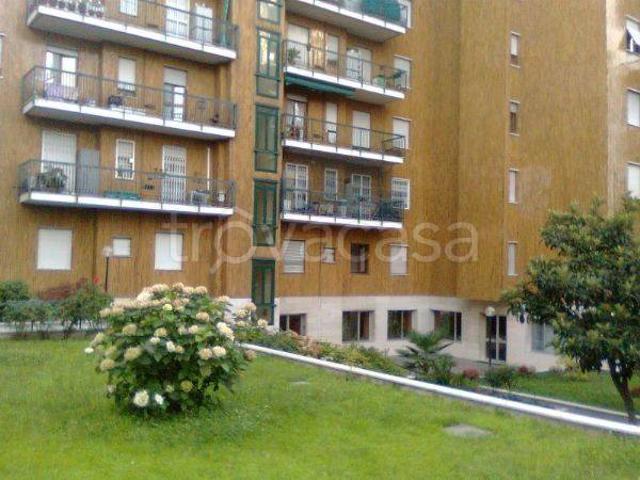 Appartamento in in affitto da privato a Milano via Antonio Panizzi, 12, arredato, giardino, box TrovaCasa