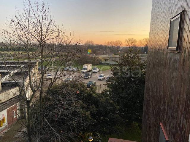 Appartamento in in affitto da privato a Milano via Castrovillari, 23, arredato, da privato, ascensore TrovaCasa