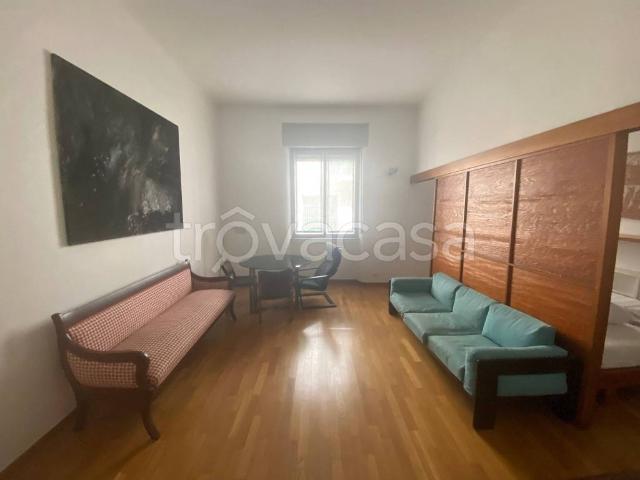 Appartamento in in affitto da privato a Milano via Ciro Menotti, 31/1, giardino, da privato, cucina a vista TrovaCasa
