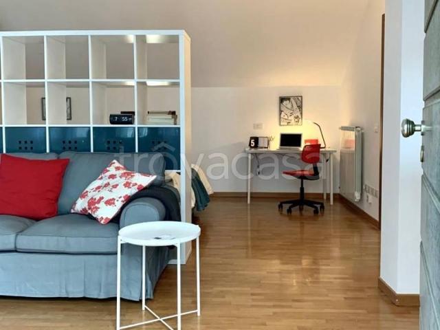 Appartamento in in affitto da privato a Milano via Console Marcello, 20, arredato, giardino, da privato TrovaCasa