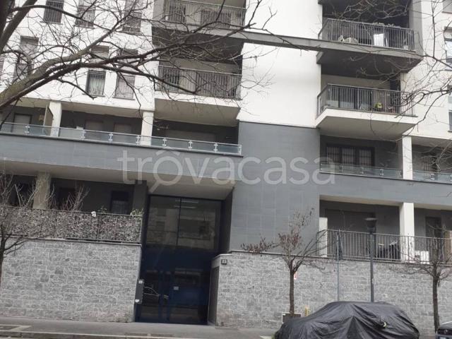 Appartamento in in affitto da privato a Milano via del Futurismo, arredato, da privato, cantina TrovaCasa