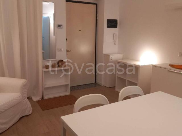 Appartamento in in affitto da privato a Milano via Don Bartolomeo Grazioli, 80, da privato TrovaCasa