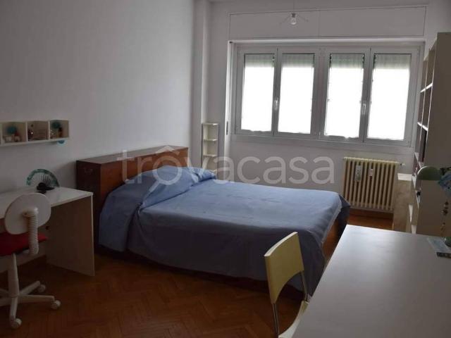 Appartamento in in affitto da privato a Milano via Ettore Troilo, 10, arredato, da privato, ascensore TrovaCasa