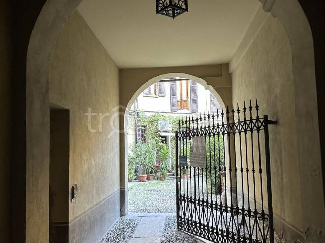 Appartamento in in affitto da privato a Milano via Evangelista Torricelli, 3, da privato, riscaldamento autonomo, doppia esposizione TrovaCasa