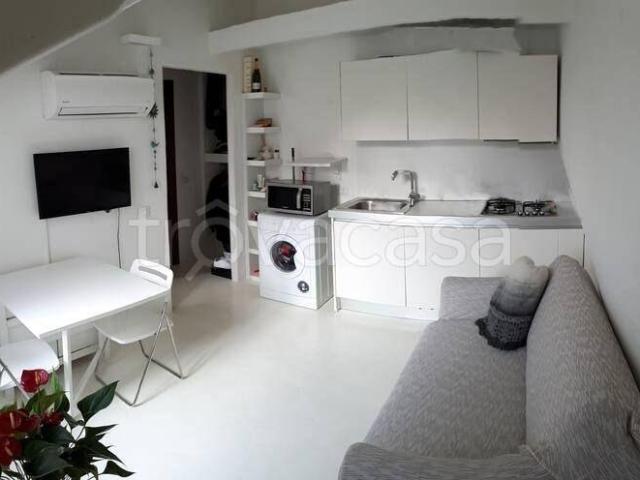 Appartamento in in affitto da privato a Milano via Felice Casati, 21, da privato, riscaldamento autonomo, ascensore TrovaCasa