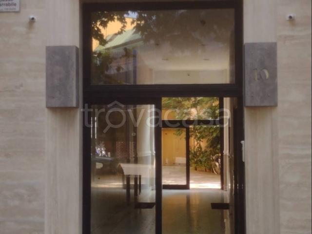 Appartamento in in affitto da privato a Milano via Francesco Melzi d'Eril, 10, da privato, aria condizionata, cantina TrovaCasa