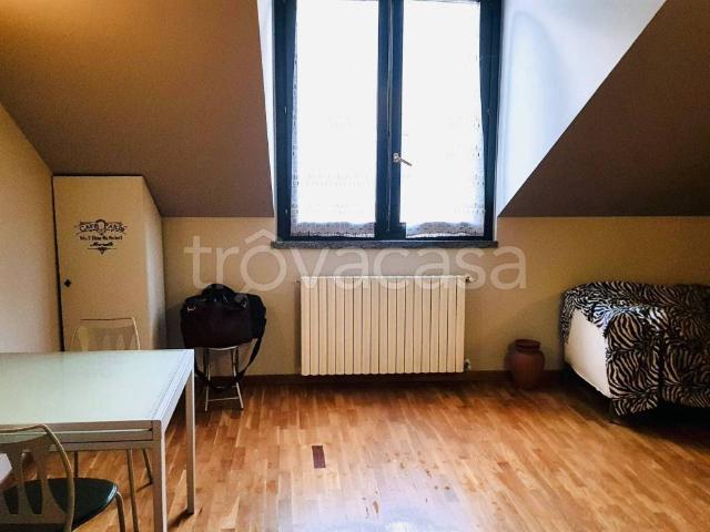 Appartamento in in affitto da privato a Milano via Giuseppe Ugolini, 16, arredato, da privato, ascensore TrovaCasa