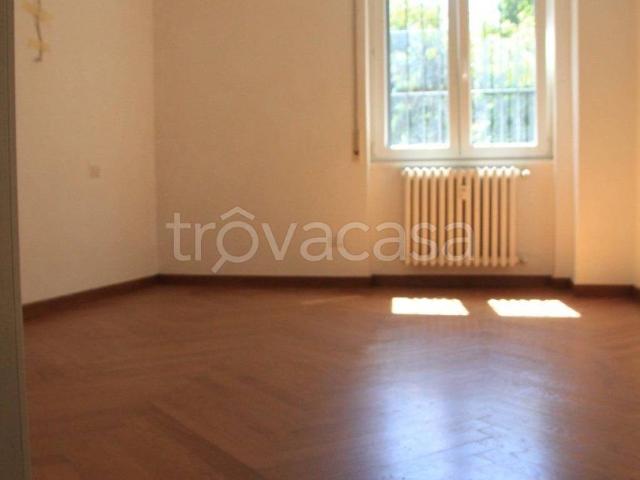 Appartamento in in affitto da privato a Milano via Giuseppe Carozzi, 5, non arredato/vuoto, da privato, doppia esposizione TrovaCasa