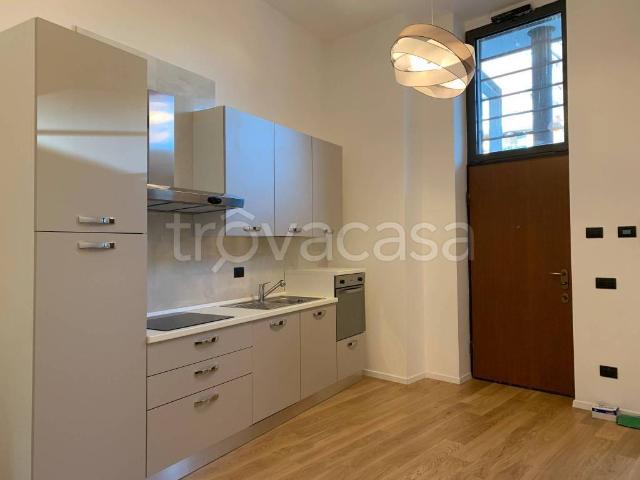 Appartamento in in affitto da privato a Milano via Livigno, 8, da privato, vicinanze negozi, lavatrice TrovaCasa