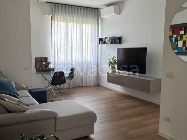 Appartamento in in affitto da privato a Milano via Luigi Zoja, 17, arredato, box, da privato TrovaCasa