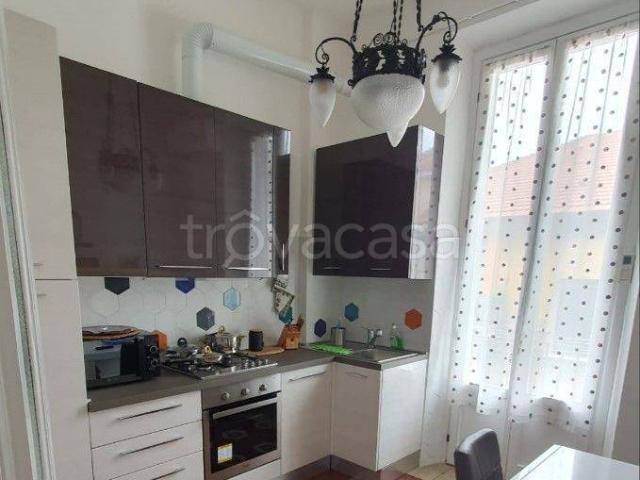Appartamento in in affitto da privato a Milano via Luigi Federico Menabrea, 33, arredato, da privato, ascensore TrovaCasa