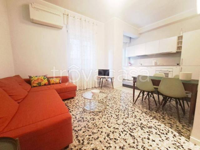 Appartamento in in affitto da privato a Milano via Nicolò Tartaglia, 27, da privato, cucina a vista, cabina armadio TrovaCasa