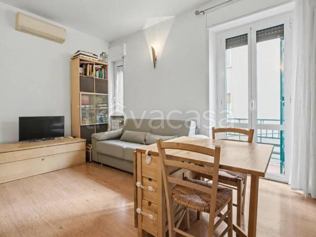 Appartamento in in affitto da privato a Milano via Pietro Cavalcabò, 2, da privato, ascensore, balcone TrovaCasa