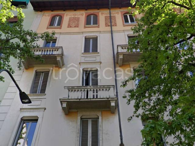 Appartamento in in affitto da privato a Milano via Pietro Borsieri, 32, non arredato/vuoto, da privato, riscaldamento autonomo TrovaCasa