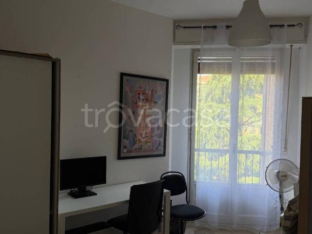 Appartamento in in affitto da privato a Milano via Pietro Ogliari, 10, da privato, vicinanze negozi, balcone TrovaCasa
