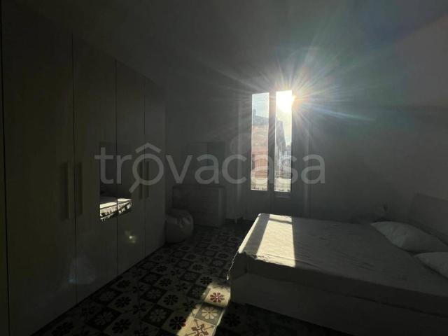 Appartamento in in affitto da privato a Milano via Polesine, 21, da privato, servizio di portineria, luminoso TrovaCasa