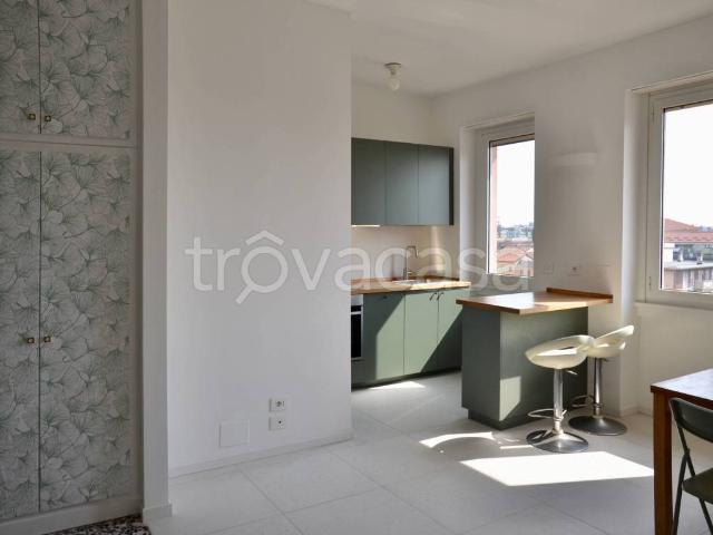 Appartamento in in affitto da privato a Milano via Policarpo Petrocchi, terrazzo, da privato, ascensore TrovaCasa