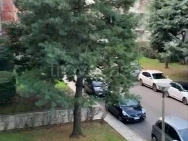 Appartamento in in affitto da privato a Milano via Renato Birolli, 8, posto auto, da privato, riscaldamento centralizzato TrovaCasa