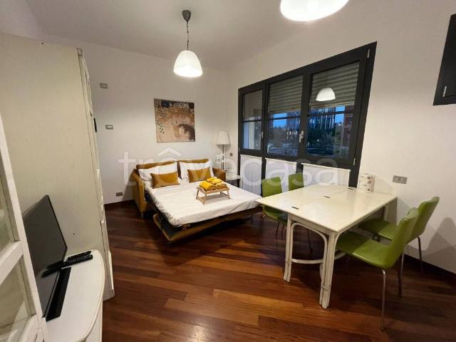 Appartamento in in affitto da privato a Milano via Sannio, 28, da privato, lavatrice, balcone TrovaCasa