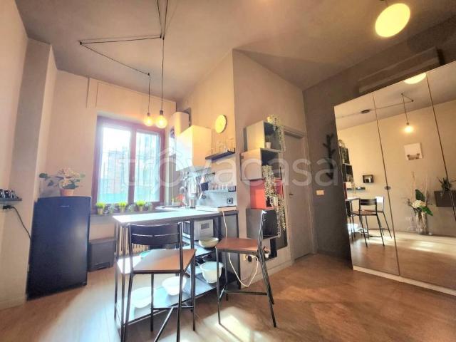 Appartamento in in affitto da privato a Milano viale Famagosta, 30, da privato, piscina, servizio di portineria TrovaCasa