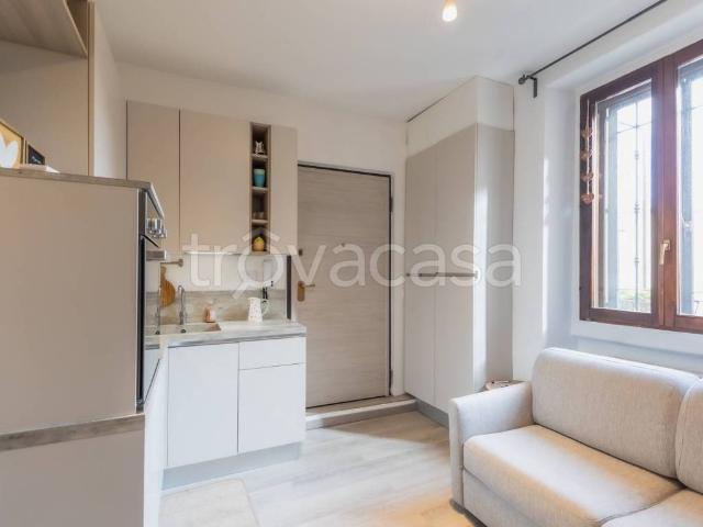 Appartamento in in affitto da privato a Milano viale Gabriele d'Annunzio, 9, da privato, ascensore, lavatrice TrovaCasa