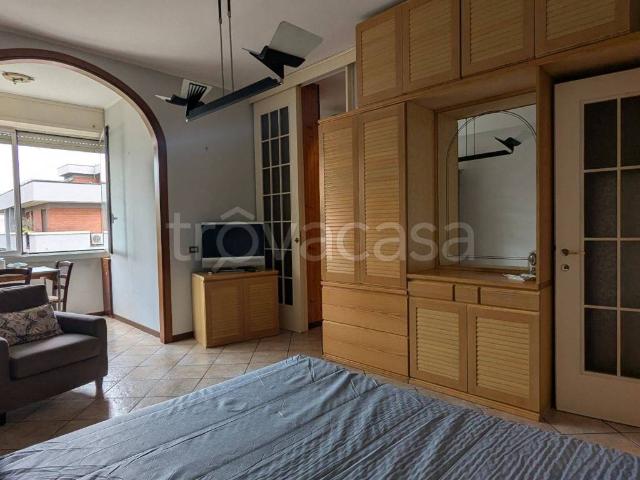 Appartamento in in affitto da privato a Milano viale Giovanni Suzzani, 273, da privato, contesto signorile, balcone TrovaCasa