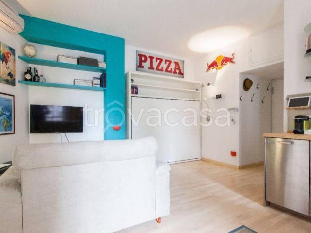 Appartamento in in affitto da privato a Milano viale Lunigiana, 19, da privato, ascensore, riscaldamento centralizzato TrovaCasa