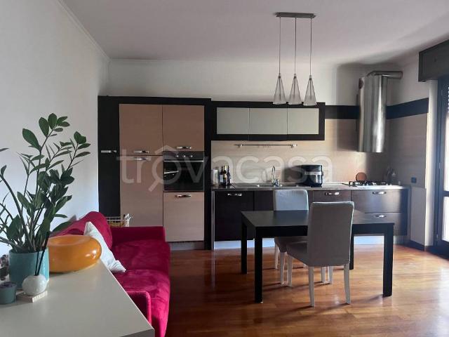 Appartamento in in affitto da privato a Milano viale Vincenzo Lancetti, da privato, lavastoviglie, balcone TrovaCasa