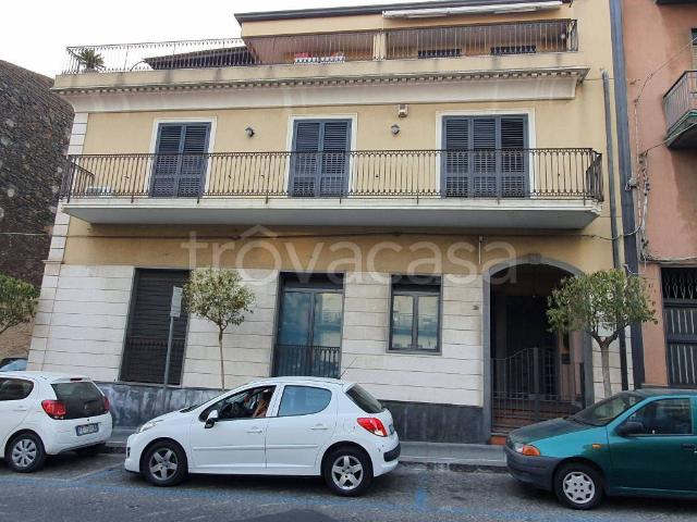 Appartamento in in affitto da privato a Misterbianco via Giacomo Matteotti, 35, arredato, da privato, centrale TrovaCasa