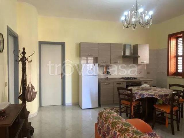 Appartamento in in affitto da privato a Noto via Angelo Cavarra, 77, da privato, lavatrice, aria condizionata TrovaCasa