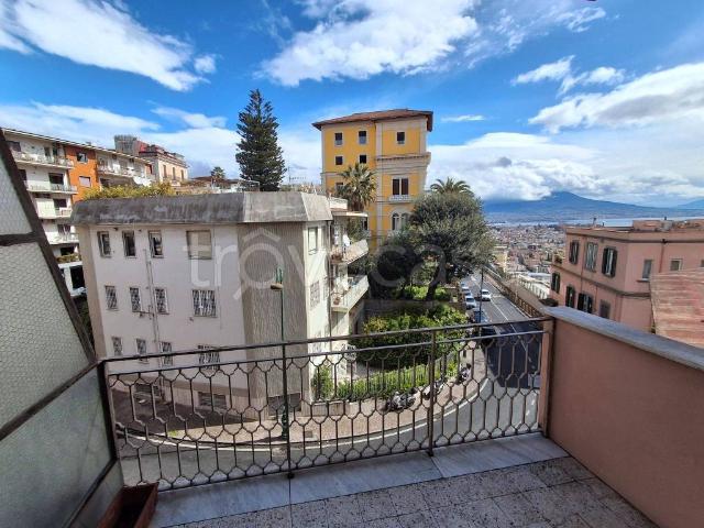 Appartamento in in affitto da privato a Napoli via Torquato Tasso, 488, posto auto, terrazzo, da privato TrovaCasa