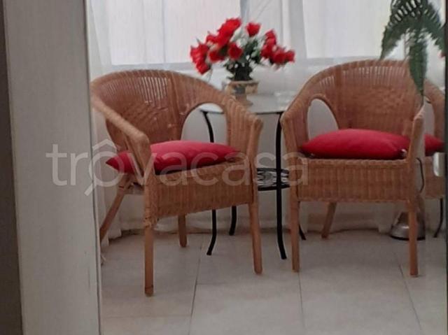 Appartamento in in affitto da privato a Napoli via Belvedere, 84, da privato, vicinanze negozi, luminoso TrovaCasa