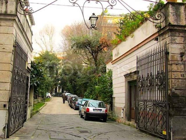 Appartamento in in affitto da privato a Napoli via Carlo Poerio, 91, arredato, posto auto, da privato TrovaCasa