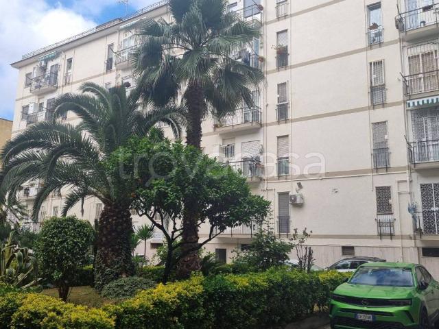 Appartamento in in affitto da privato a Napoli via Pietro Castellino, 55, arredato, da privato, riscaldamento autonomo TrovaCasa