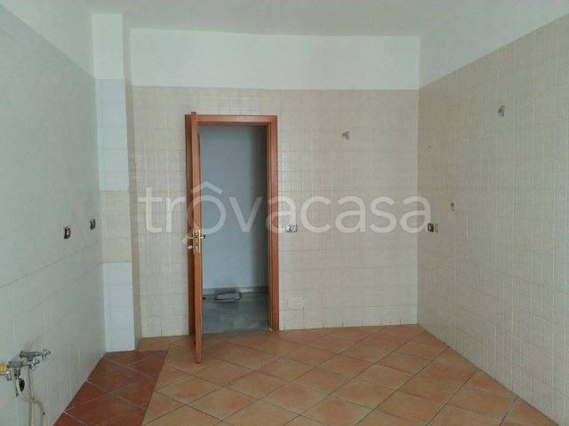 Appartamento in in affitto da privato a Napoli via Pietro Metastasio, 63, giardino, da privato, buono stato TrovaCasa