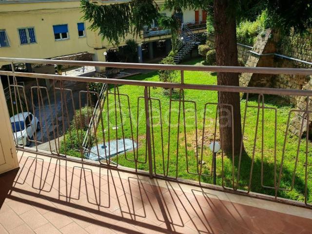 Appartamento in in affitto da privato a Napoli via Privata del Parco Comola Ricci, 1bis, da privato, riscaldamento autonomo, ristrutturato TrovaCasa