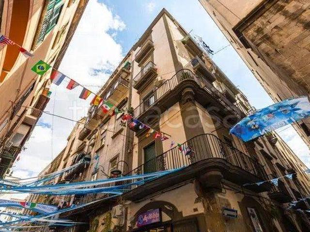 Appartamento in in affitto da privato a Napoli via San Nicola dei Caserti, 5, da privato, ristrutturato TrovaCasa