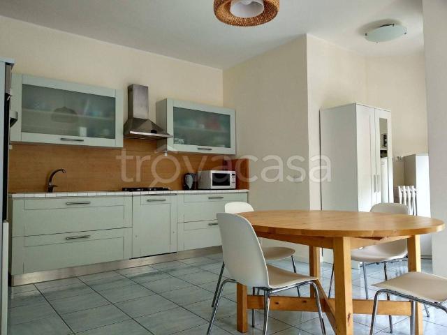Appartamento in in affitto da privato a Numana via Loreto, 5, posto auto, terrazzo, da privato TrovaCasa