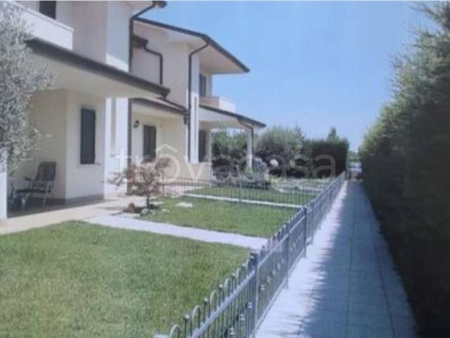 Appartamento in in affitto da privato a Sommacampagna via Papa Albino Luciani, 12, arredato, giardino, box TrovaCasa