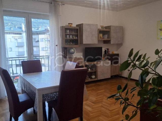 Appartamento in in affitto da privato a Sondrio via Fiume, 64, da privato, ascensore, giardino condominiale TrovaCasa