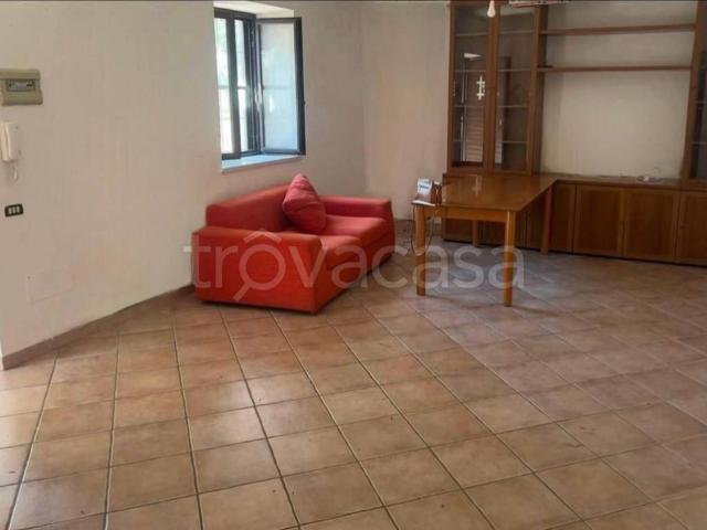 Appartamento in in affitto da privato a Sonnino strada Comunale di Morgazzano, 0000, arredato, da privato TrovaCasa